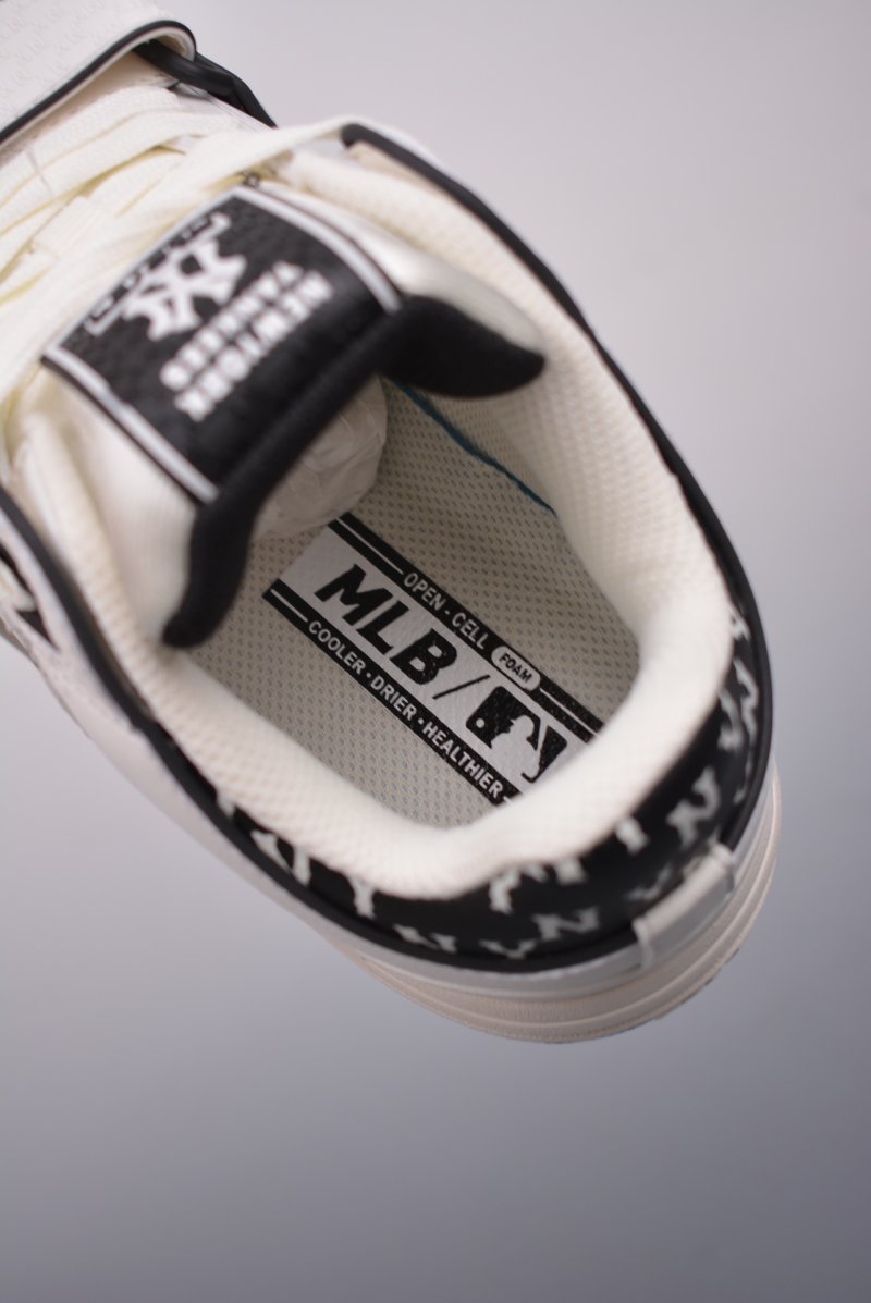 MLB Chunky Liner Mid Heel Classic Monogram view