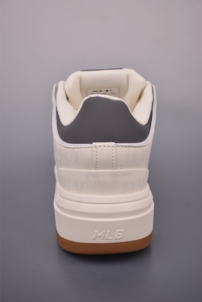 MLB Chunky Liner Mid Monogram view