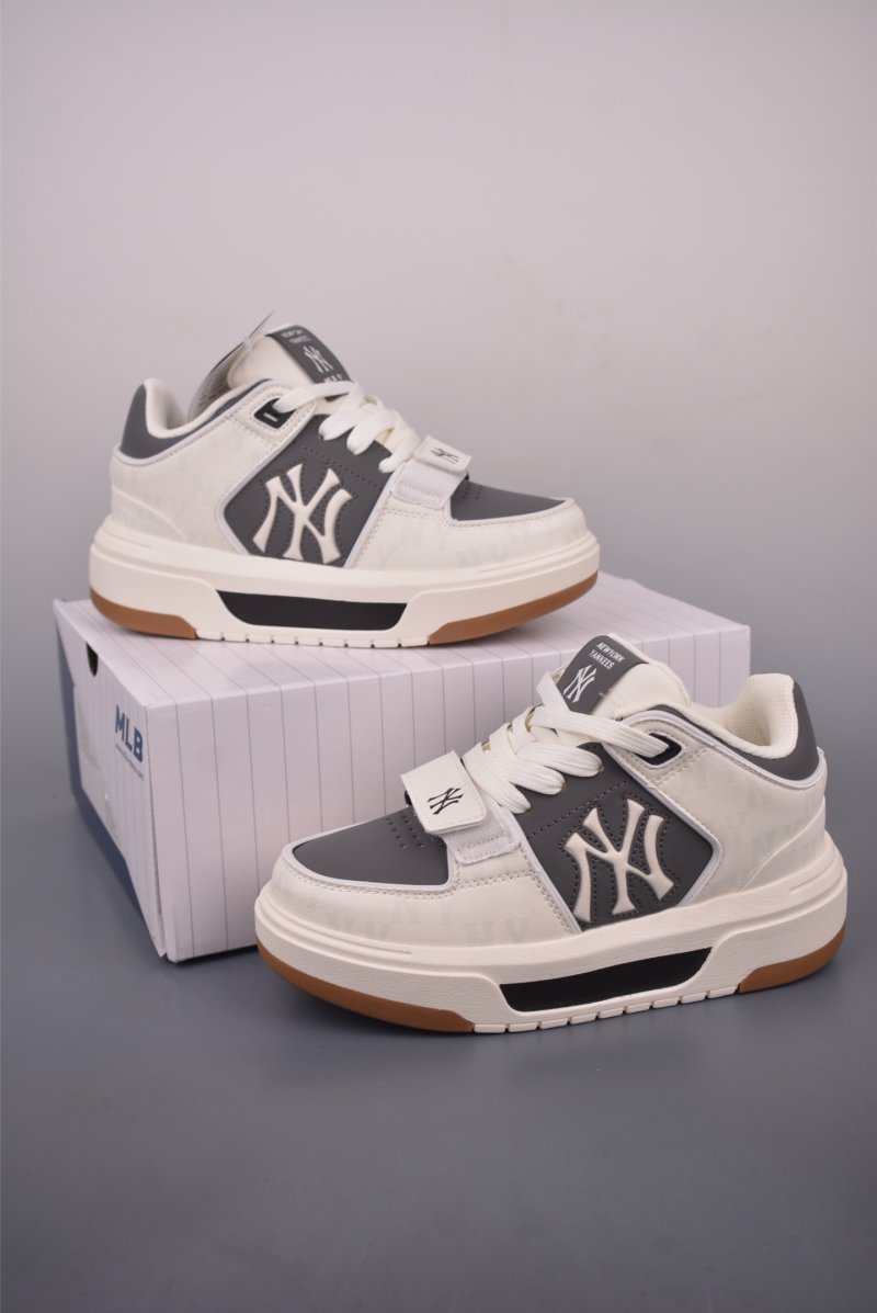 MLB Chunky Liner Mid Monogram view