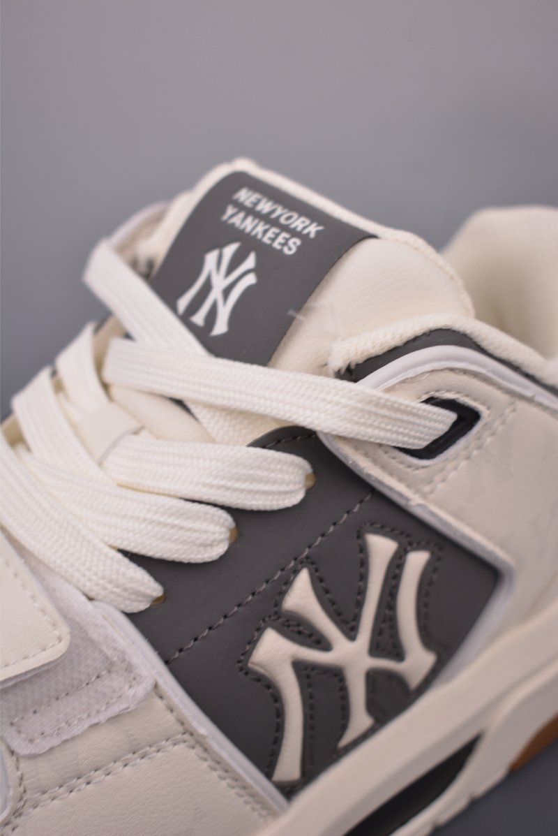 MLB Chunky Liner Mid Monogram view