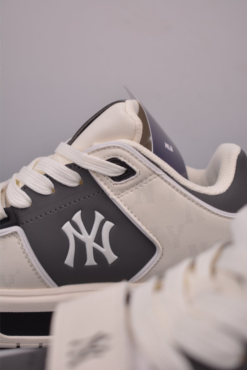 MLB Chunky Liner Mid Monogram view