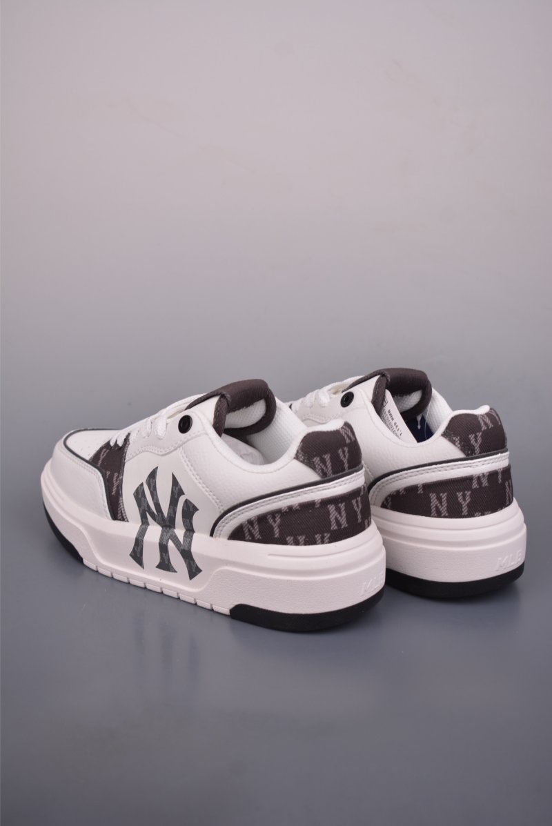 MLB Chunky Liner Pocket Monogram view
