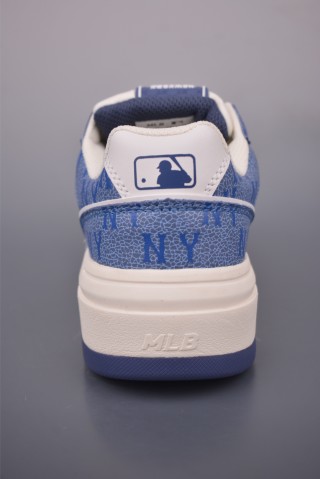 MLB Chunky Liner Pocket Monogram view 4