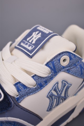 MLB Chunky Liner Pocket Monogram view 7