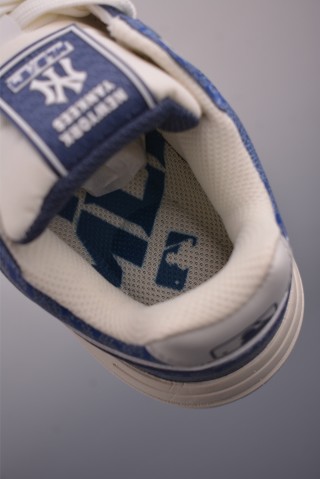 MLB Chunky Liner Pocket Monogram view 9