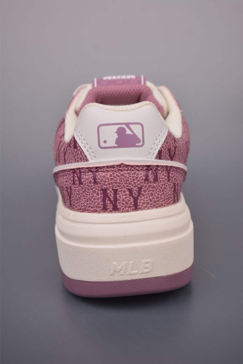 MLB Chunky Liner Pocket Monogram view