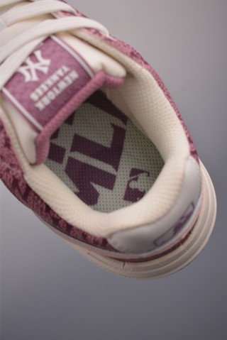 MLB Chunky Liner Pocket Monogram view 18