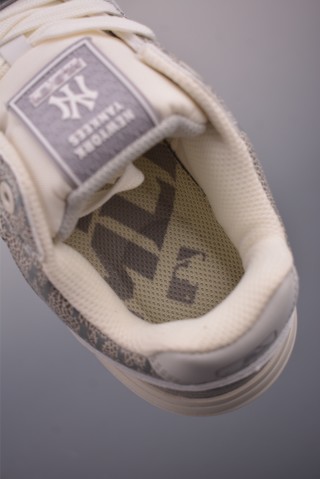 MLB Chunky Liner Pocket Monogram view 27