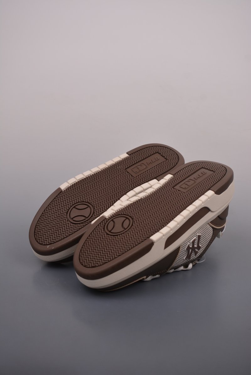 MLB Chunky Liner SL Canvas view
