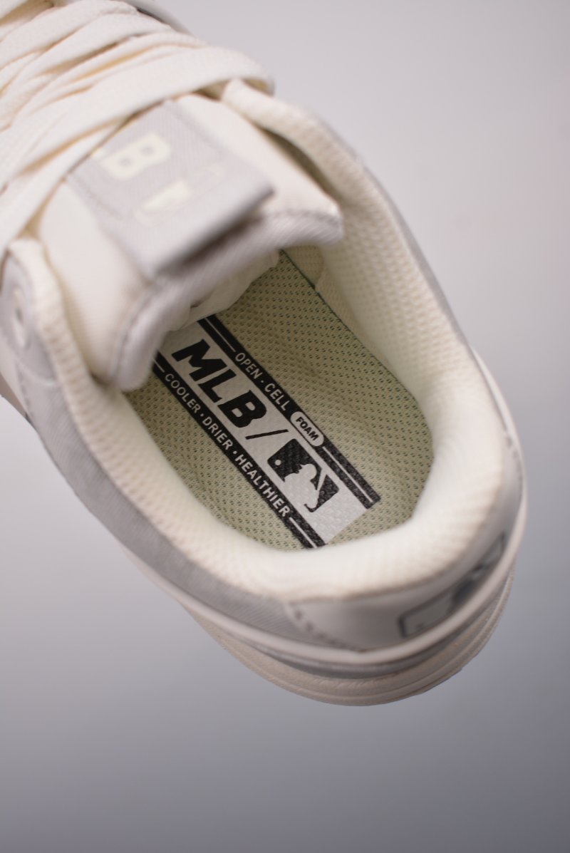 MLB Chunky Liner SL Saffiano view