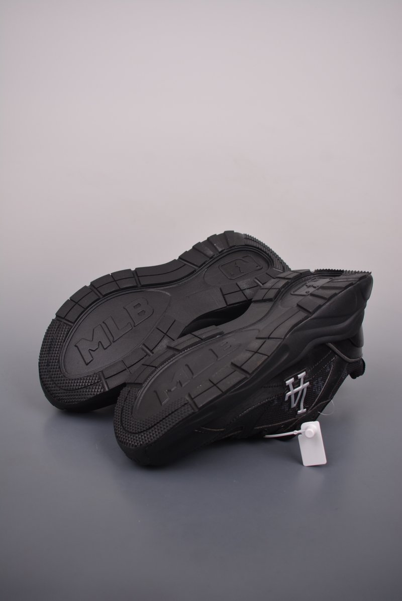 MLB Chunky Runner Denim Monogram view