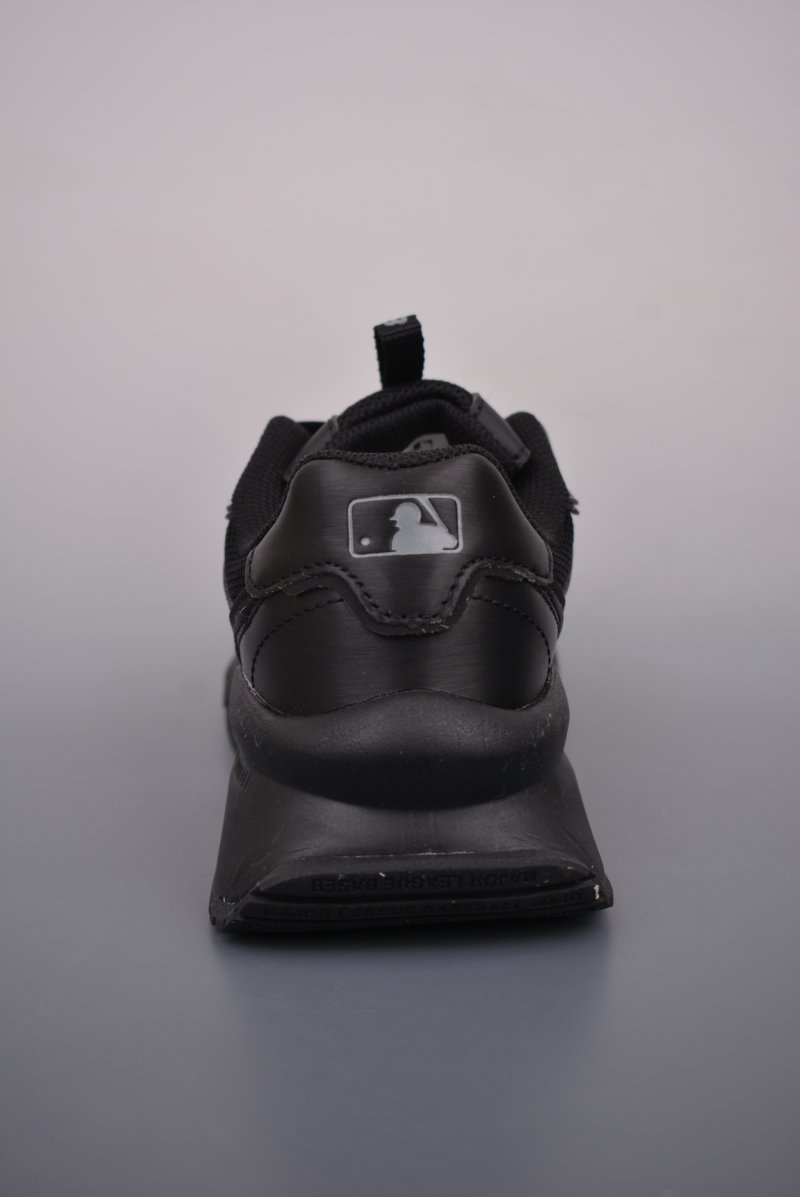 MLB Chunky Runner Denim Monogram view
