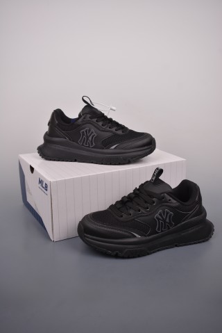 MLB Chunky Runner Denim Monogram view 5