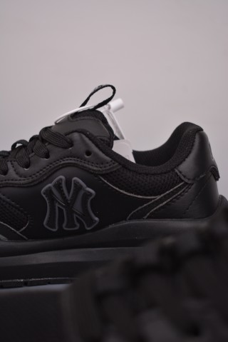 MLB Chunky Runner Denim Monogram view 8