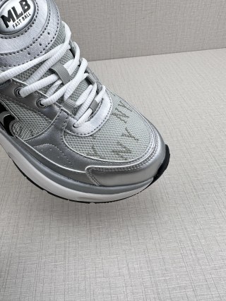 MLB Chunky Runner Fastball 'Silver' view 7