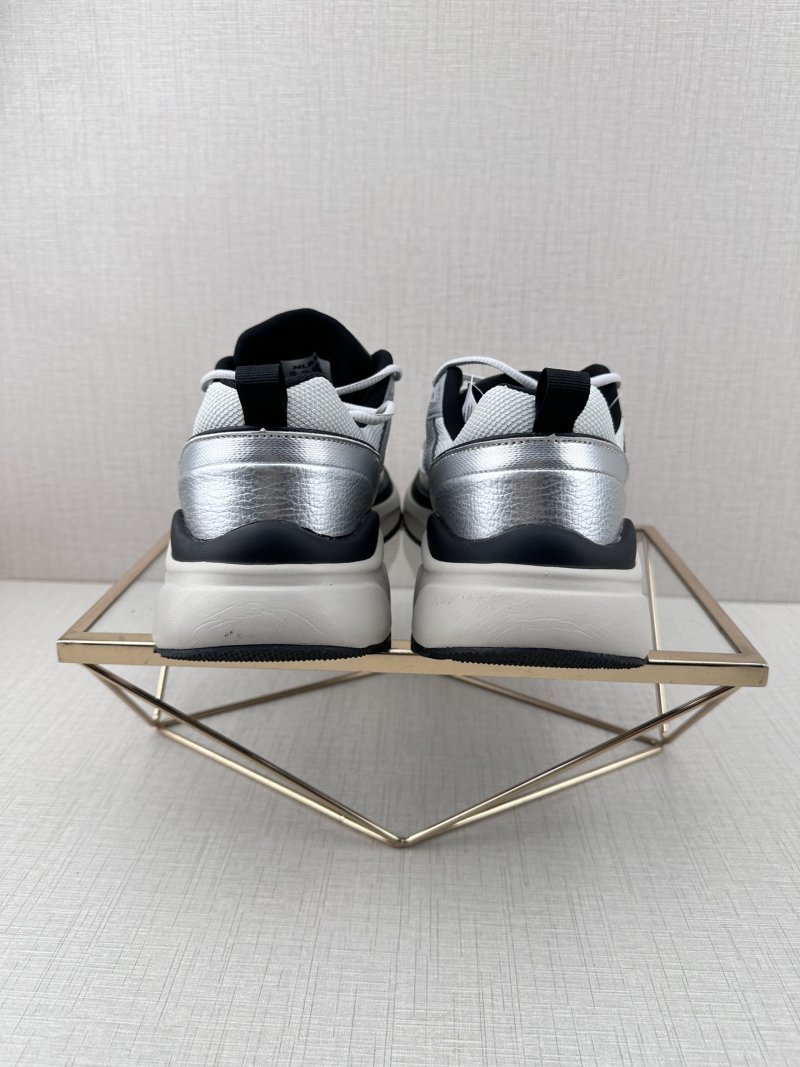 MLB Chunky Runner Fastball 'Black / Grey' view