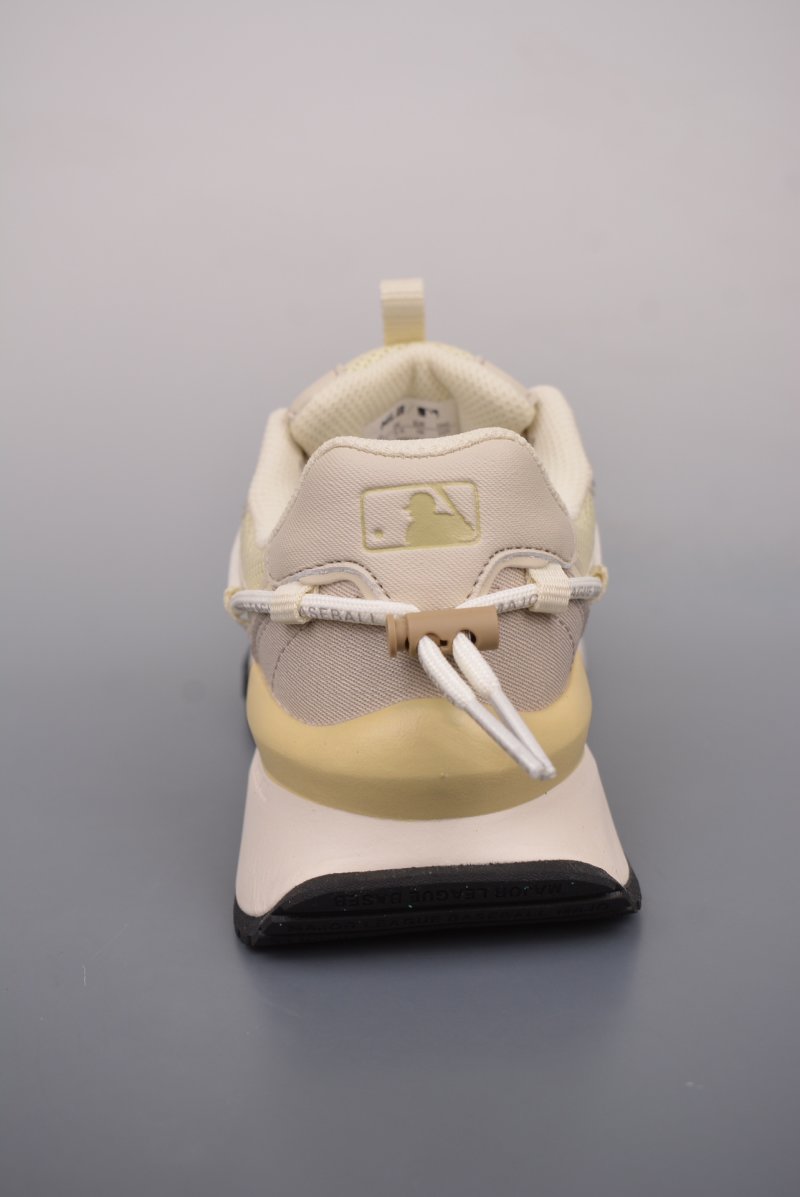 MLB Chunky Runner Lace view