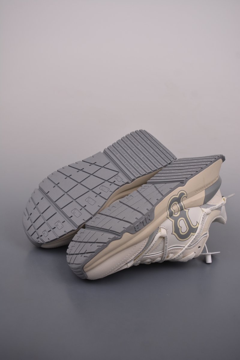 MLB Chunky Runner Lace view