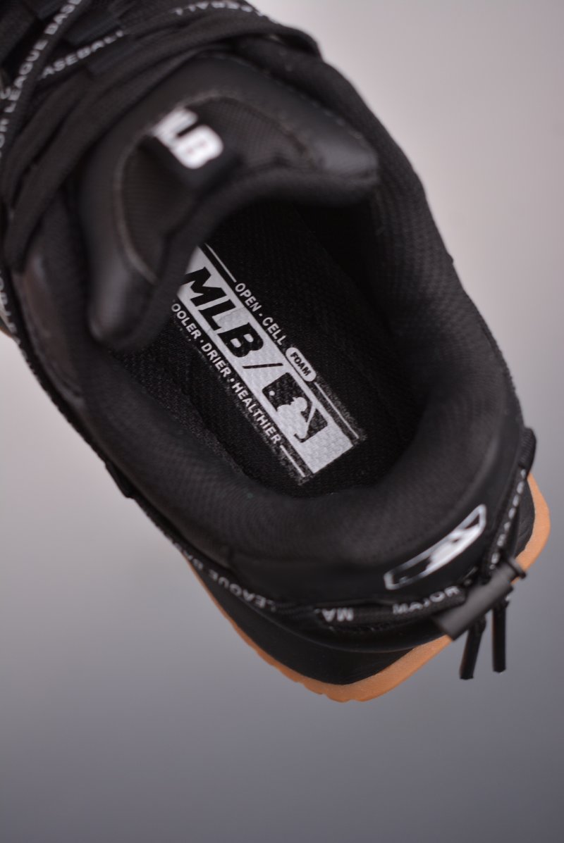 MLB Chunky Runner Lace view