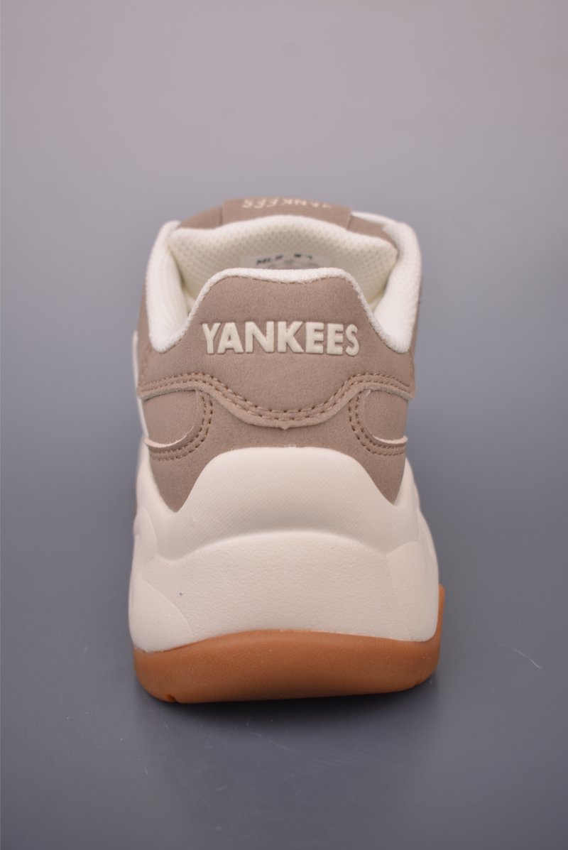 MLB Chunky Vintage Window view