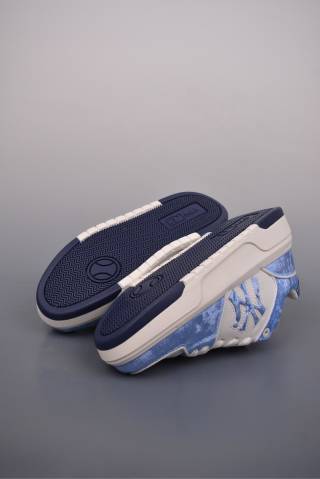 MLB Chunky Window Velvet Monogram view 3