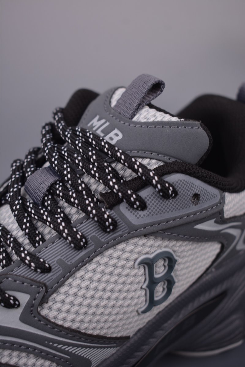 MLB Curve Runner Mono Mesh view