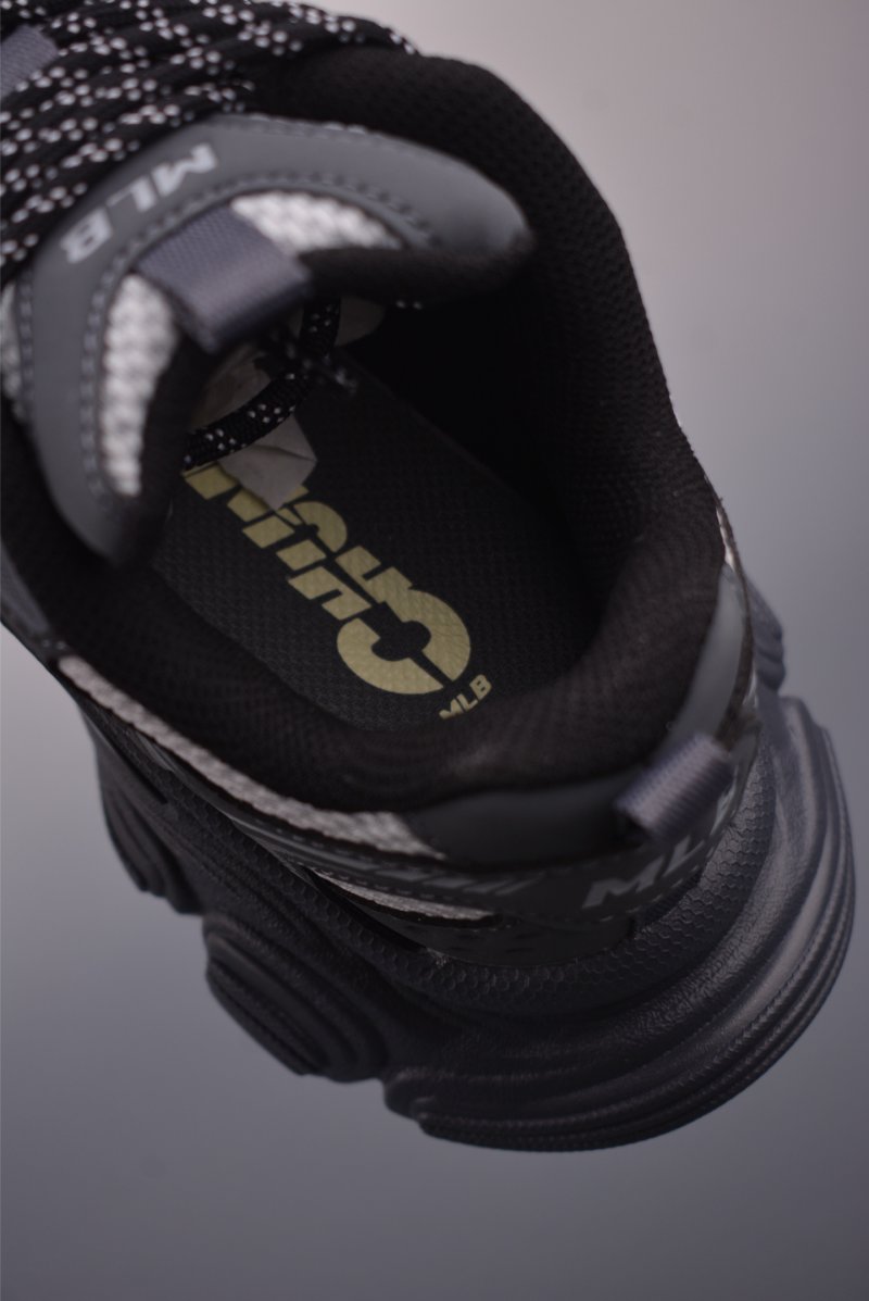 MLB Curve Runner Mono Mesh view