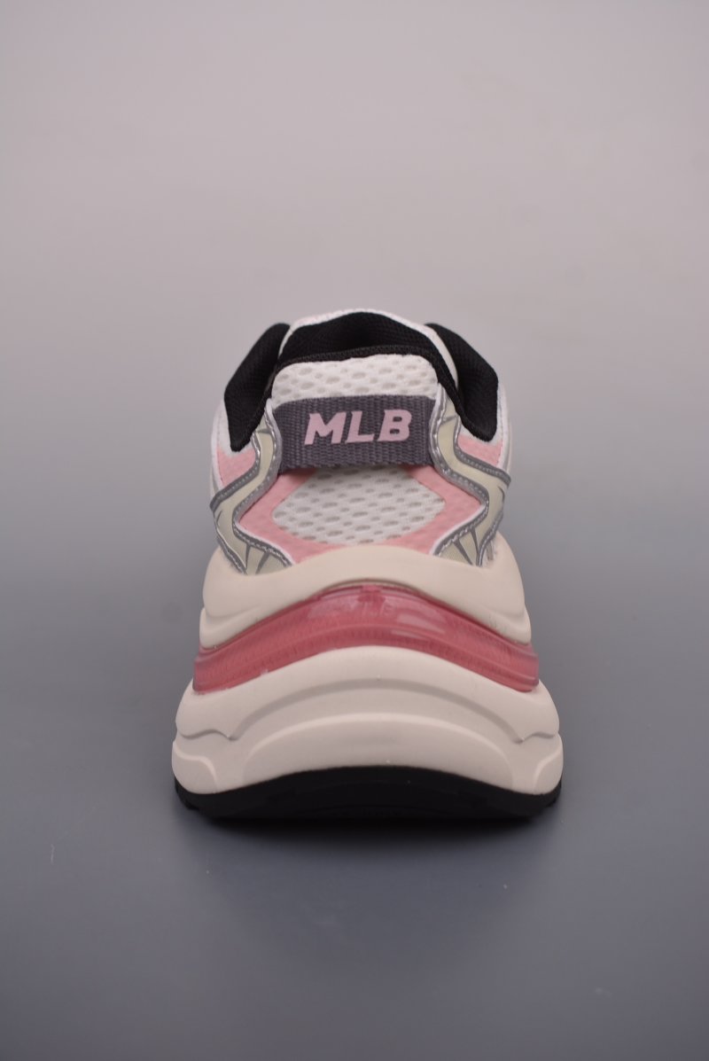 MLB New York Yankees Curve Runner view