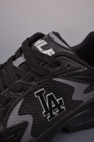 MLB New York Yankees Curve Runner view 7