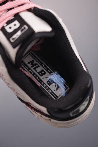 MLB NY 'Red' view 9