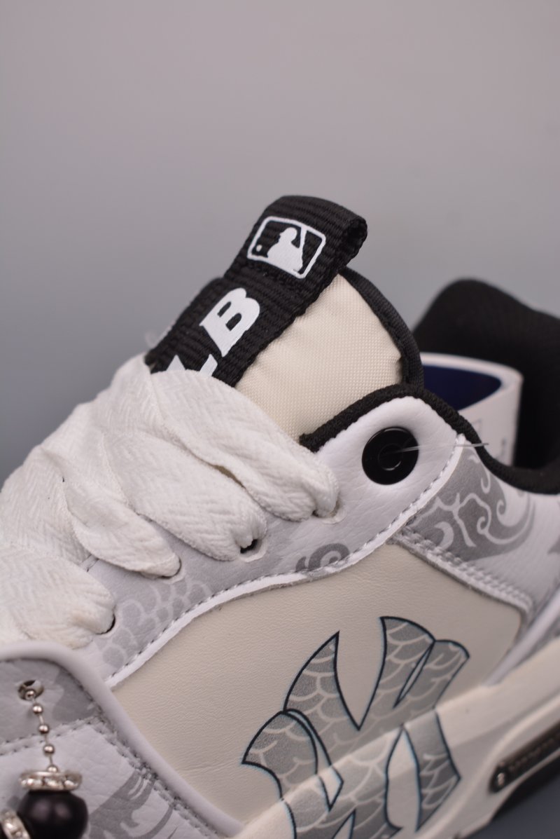 MLB NY 6cm 'Grey / Red' view