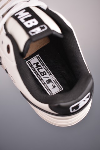 MLB NY 6cm 'Red' view 9