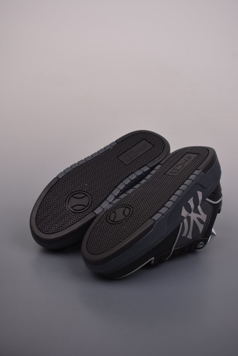 MLB NY 6cm 'Red' view