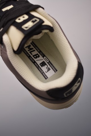 MLB NY 6cm 'Red' view 18