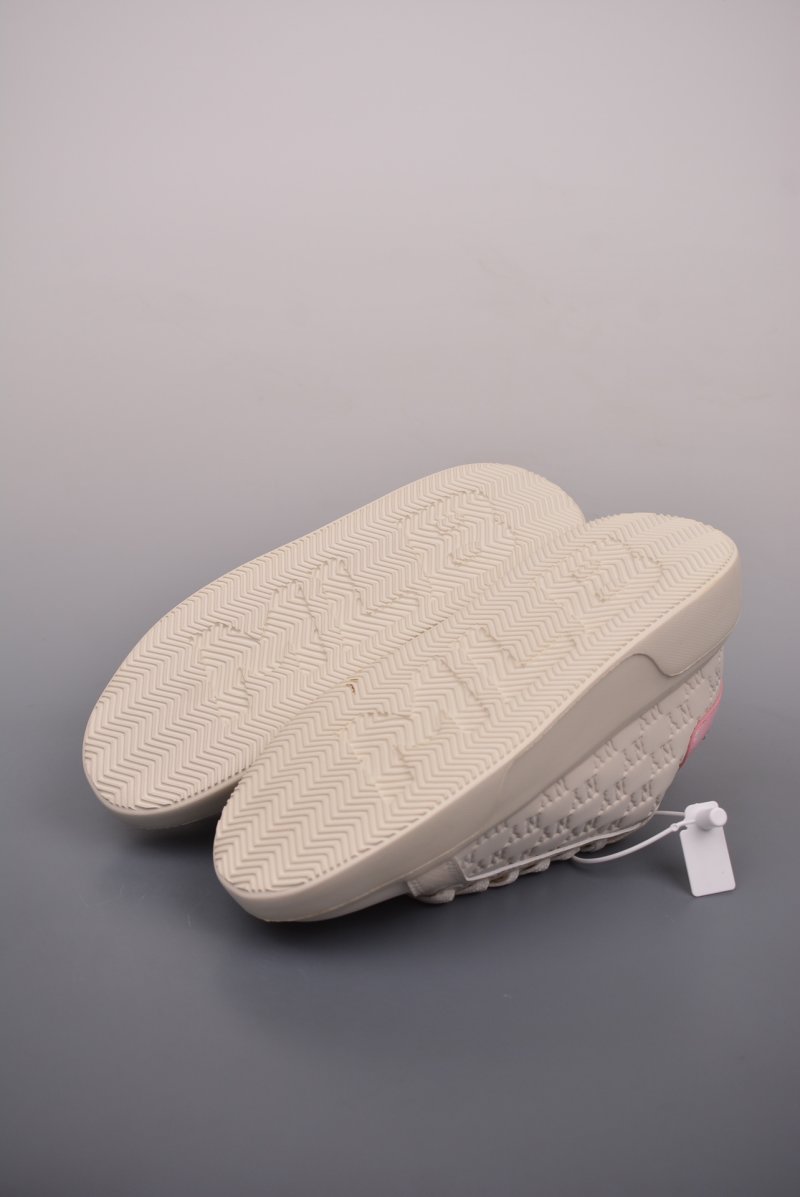 MLB NY 6cm 'Red' view