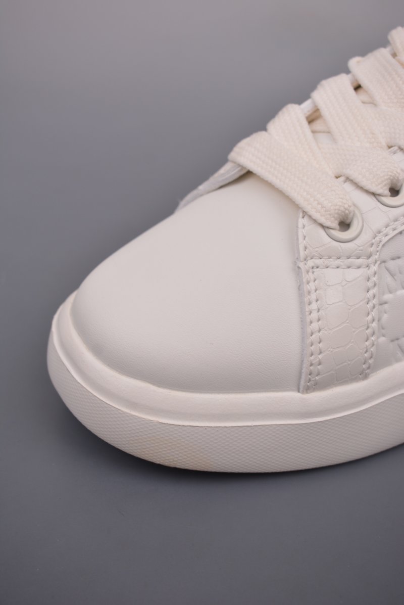 MLB NY '6cm Red' view