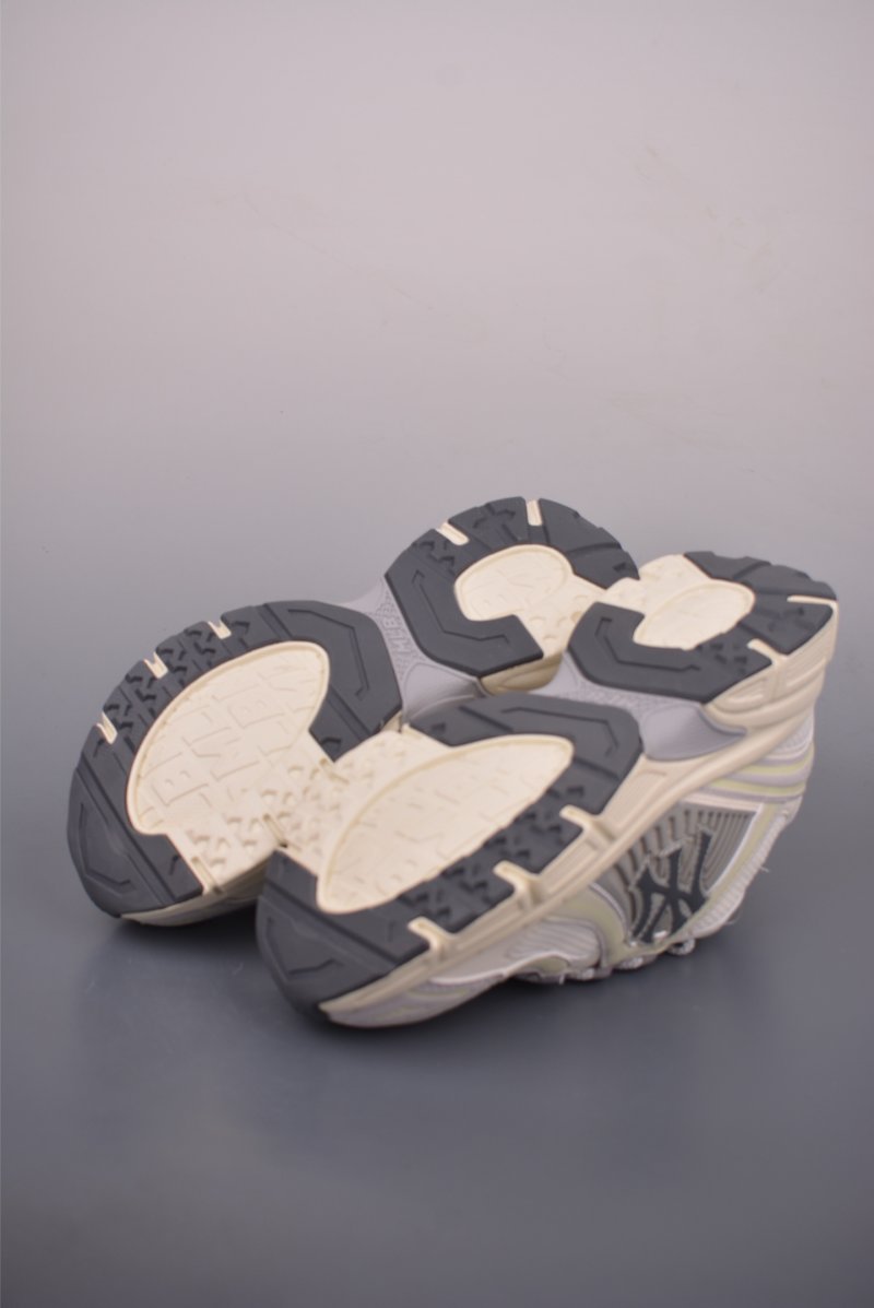MLB Trophy Runner NB view