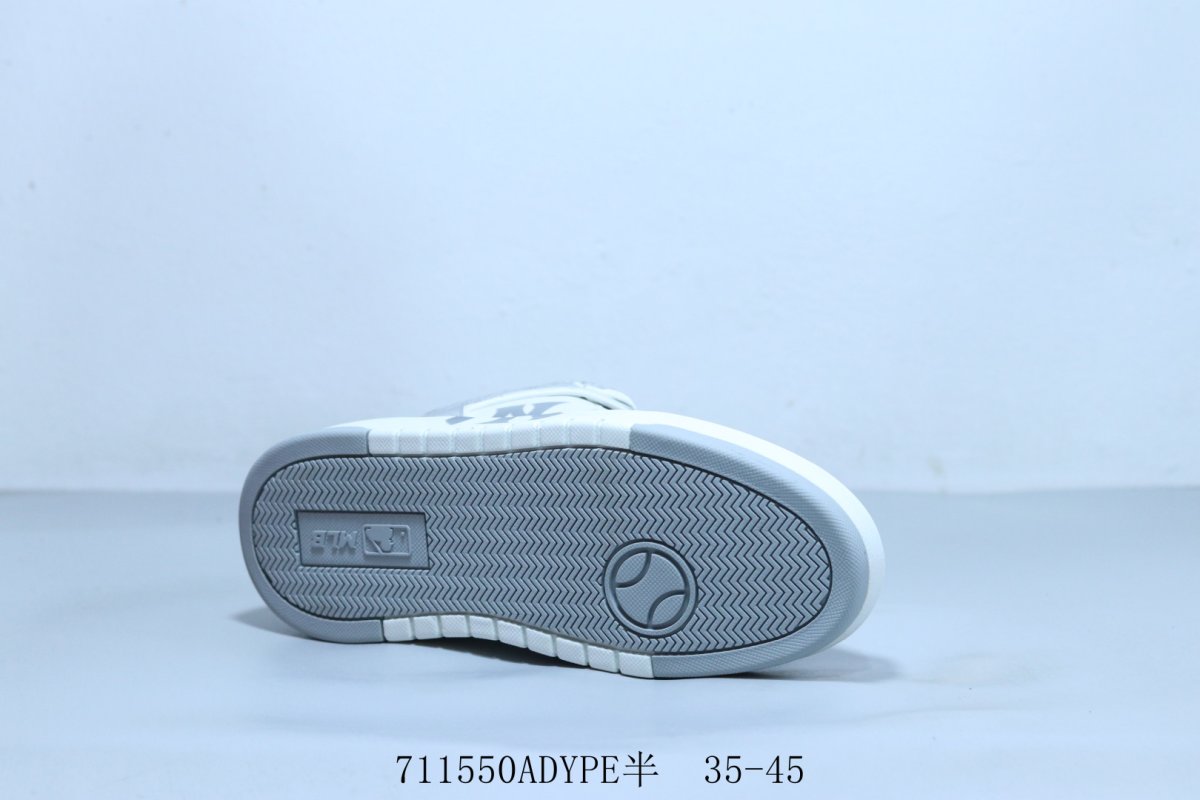 New York Yankees x MLB Chunky Liner Low view