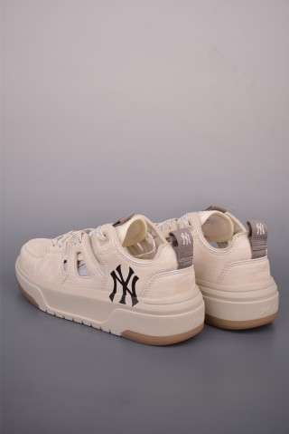 NY MLB Chunky Liner Mask view 2