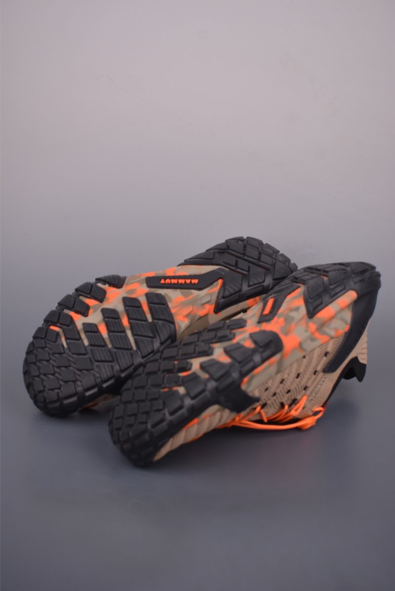 Mammut Hueco Knit II Low view