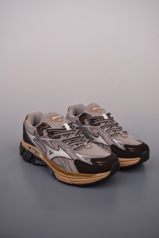 Mizuno Adventure WLTR30 NH view 1
