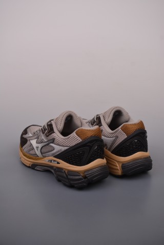 Mizuno Adventure WLTR30 NH view 2