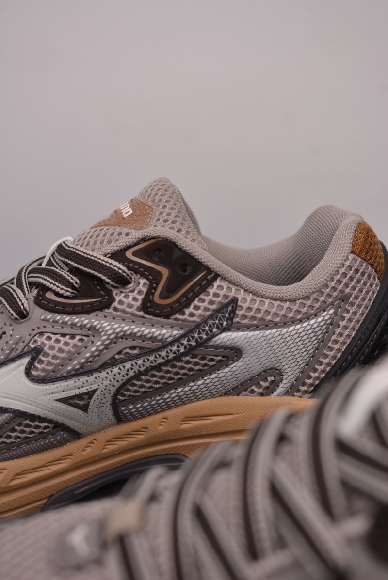 Mizuno Adventure WLTR30 NH view