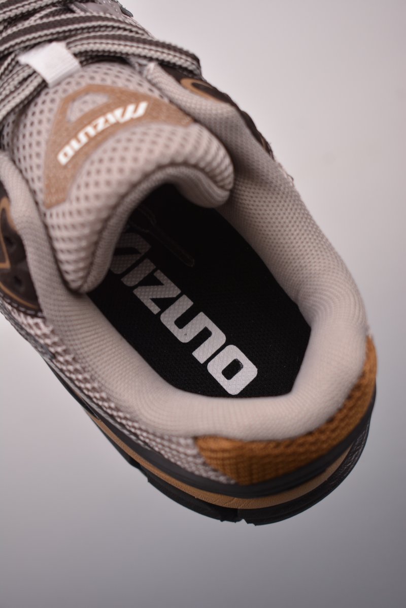 Mizuno Adventure WLTR30 NH view