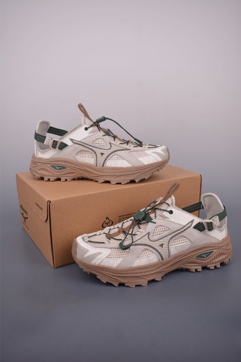 Mizuno Racer Trail SE view