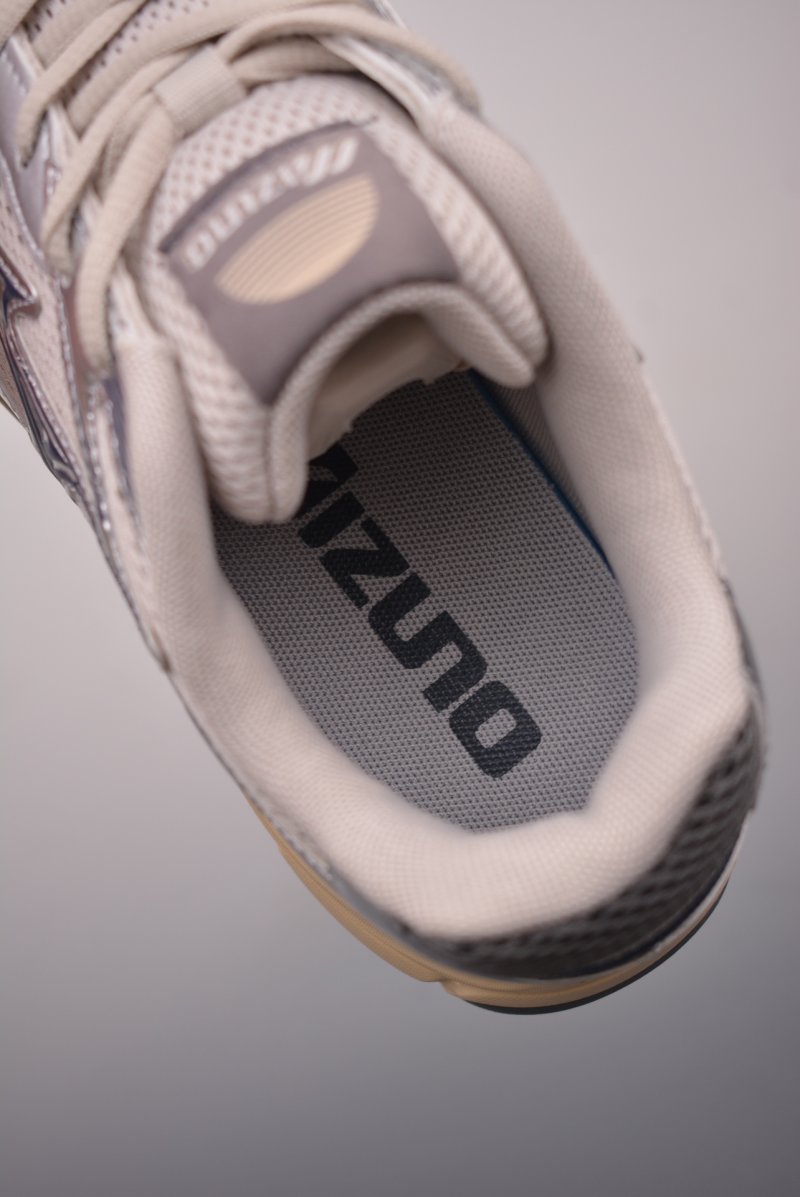 Mizuno Speed 2K view