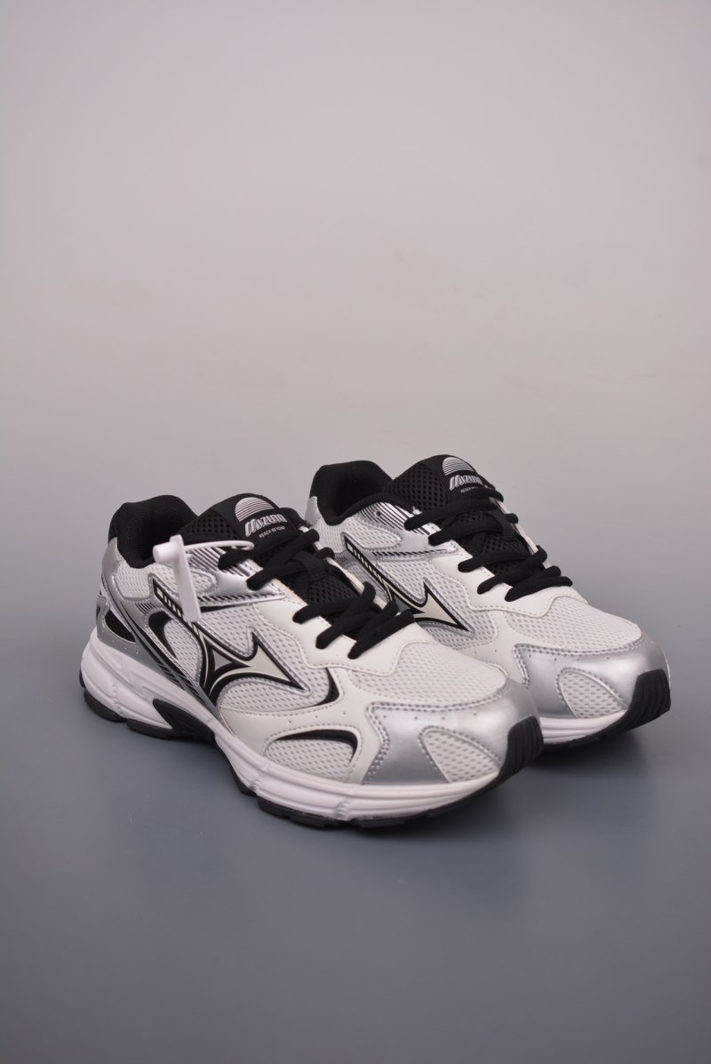 Mizuno Speed 2K