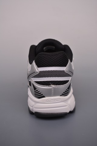 Mizuno Speed 2K view 4