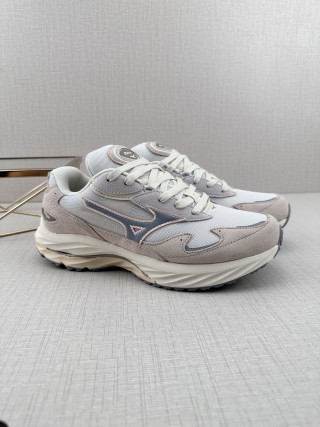 Mizuno Sportstyle 9311 Wave Rider 8 view 3
