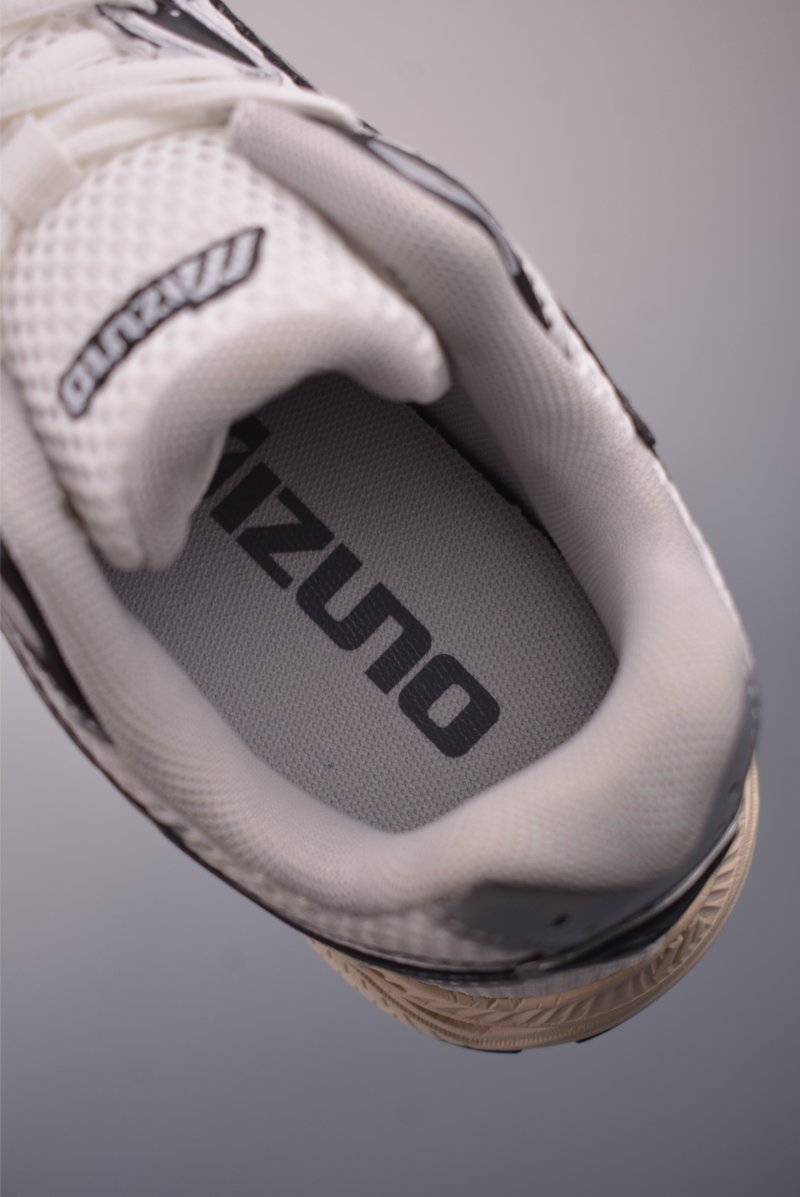 Mizuno Sportstyle Speed 2K view